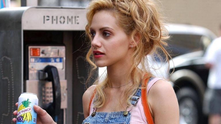 Brittany Murphy Su Madre Y Su Esposo Durmiendo Juntos Y Un Posible