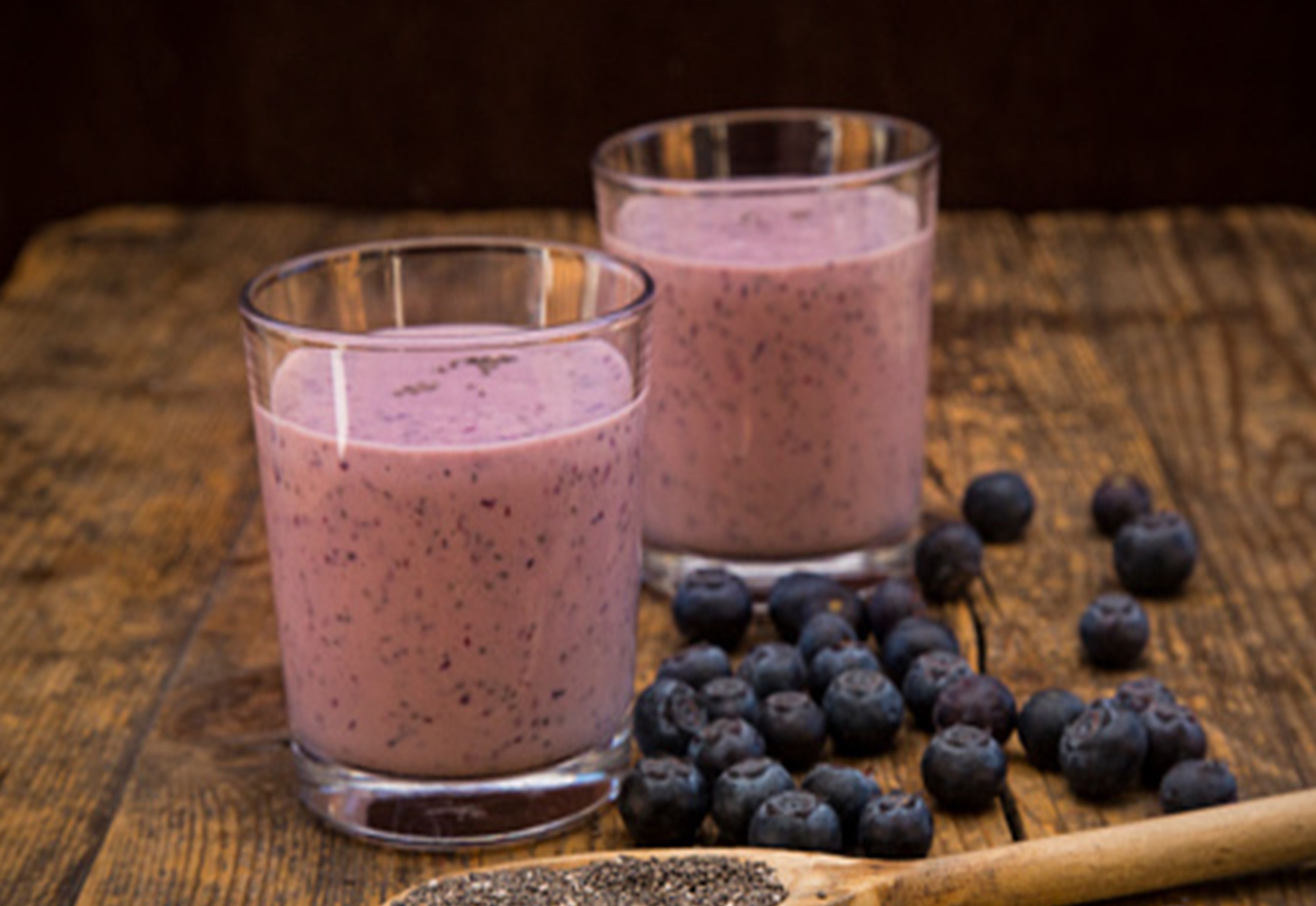 Smoothie de berries y linaza - Revista Cosmopolitan