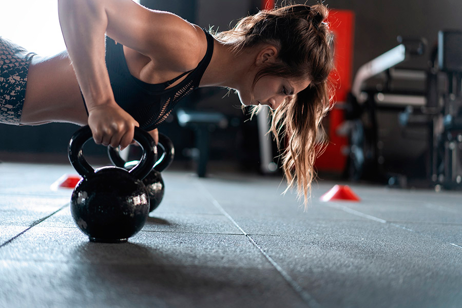 Mens Health POWER Pro Style Pesa rusa para hombre perfecta para entrenamientos de HIIT y prácticas funcionales de fuerza y acondicionamiento físico