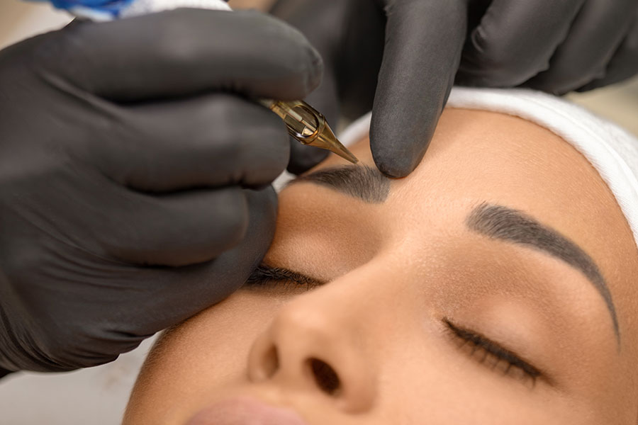 ¿Cuál es la diferencia entre microblading y microshading?