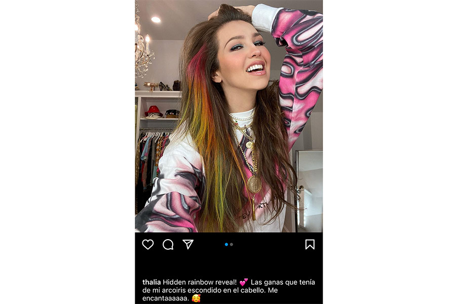 El nuevo pelo de Thalia arcoíris