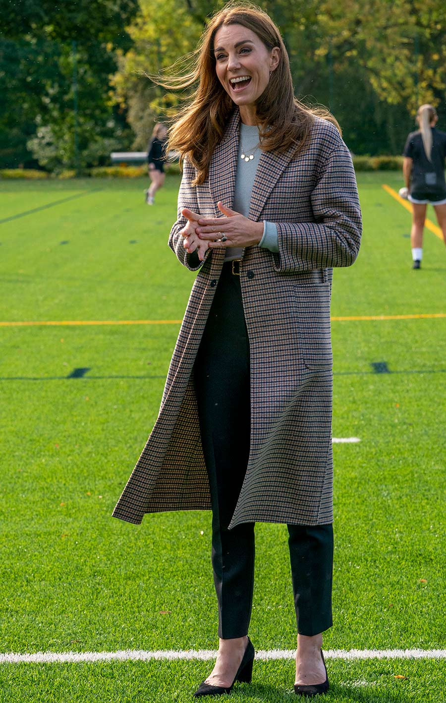 looks con abrigo de Kate Middleton para recrear esta Navidad