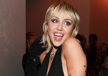 Miley Cyrus revela cómo tiene sexo seguro en esta pandemia