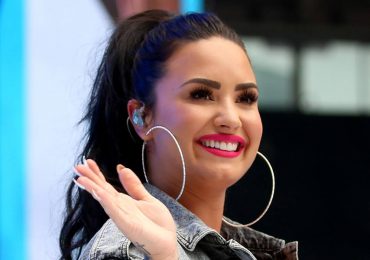 "Mis estrías no se van a ir": Demi Lovato las celebra con linda autosesión