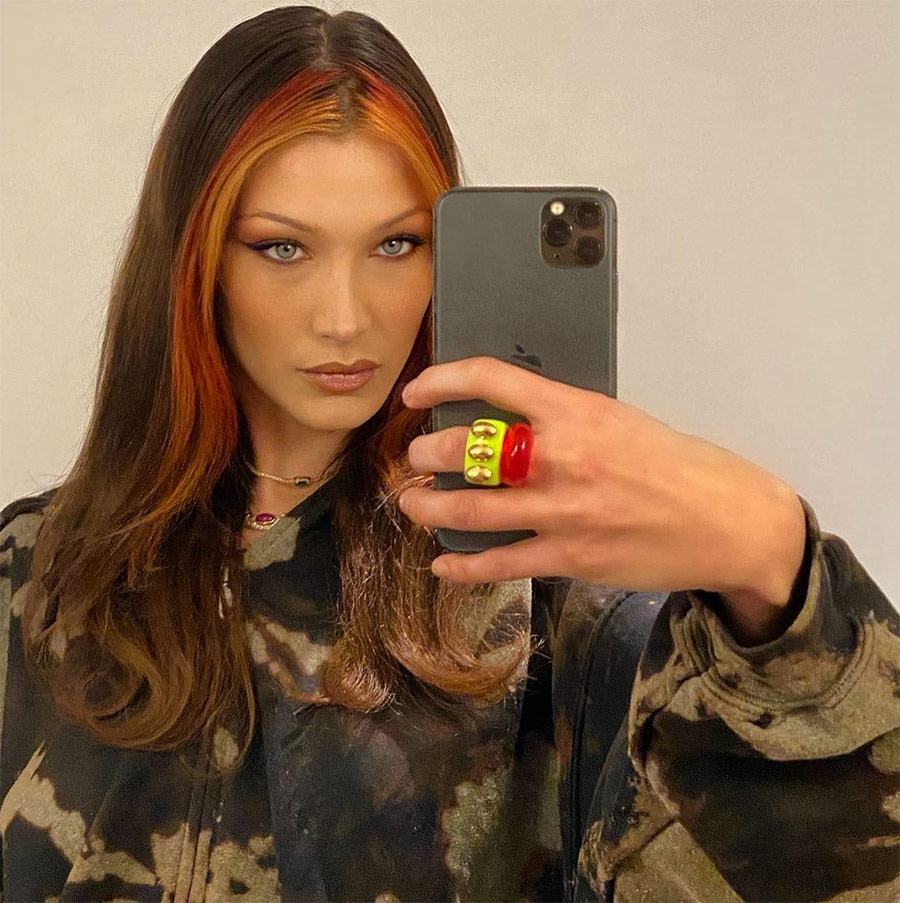 Bella Hadid mechas chunky