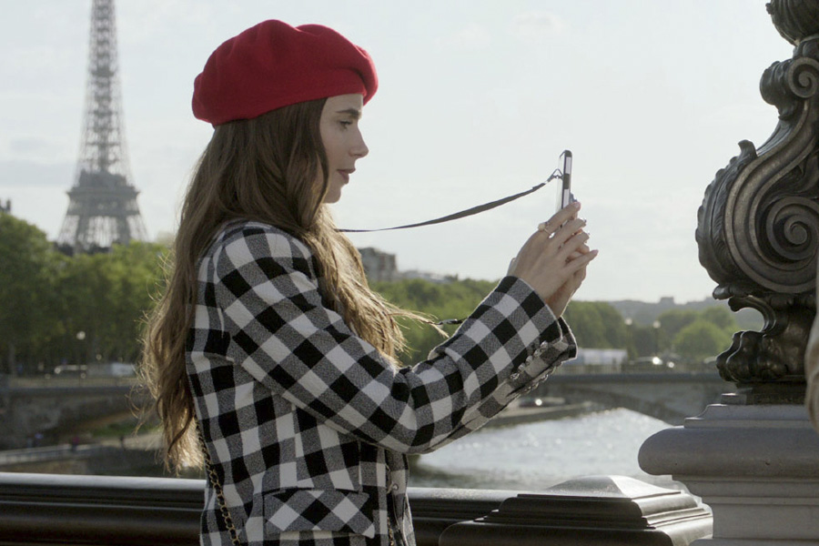 ‘Emily in Paris’: sus 2 nominaciones a los Golden Globes y todo lo que viene para temporada 2