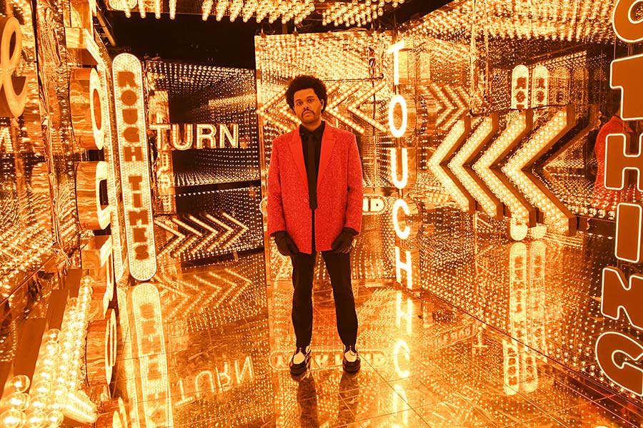 The Weeknd en el Super Bowl: las reacciones y las burlas por el espectáculo de medio tiempo de
