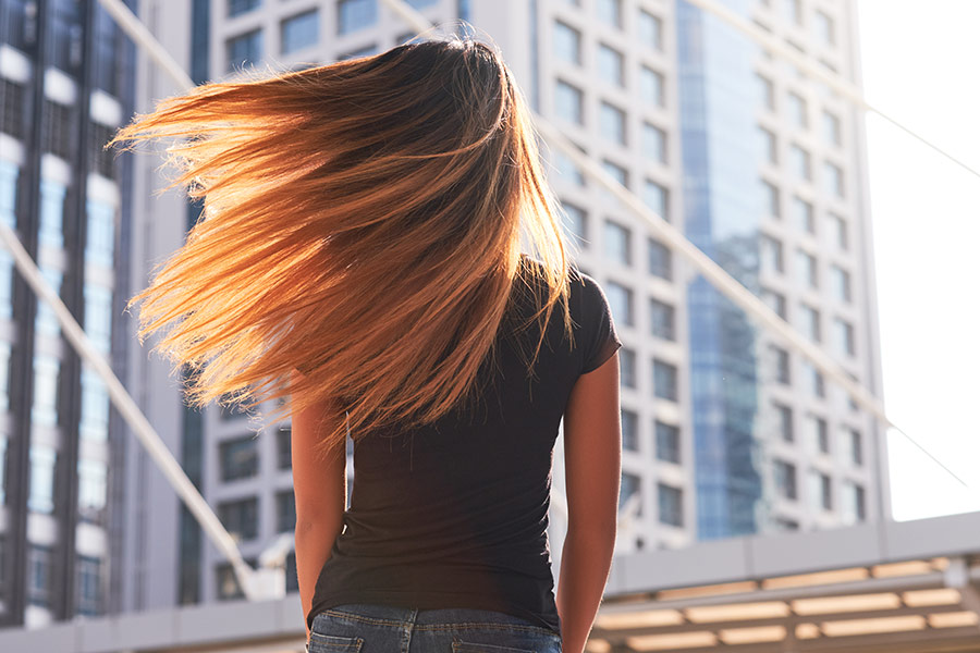 Los 9 alimentos que SÍ le ayudan a tu pelo a crecer