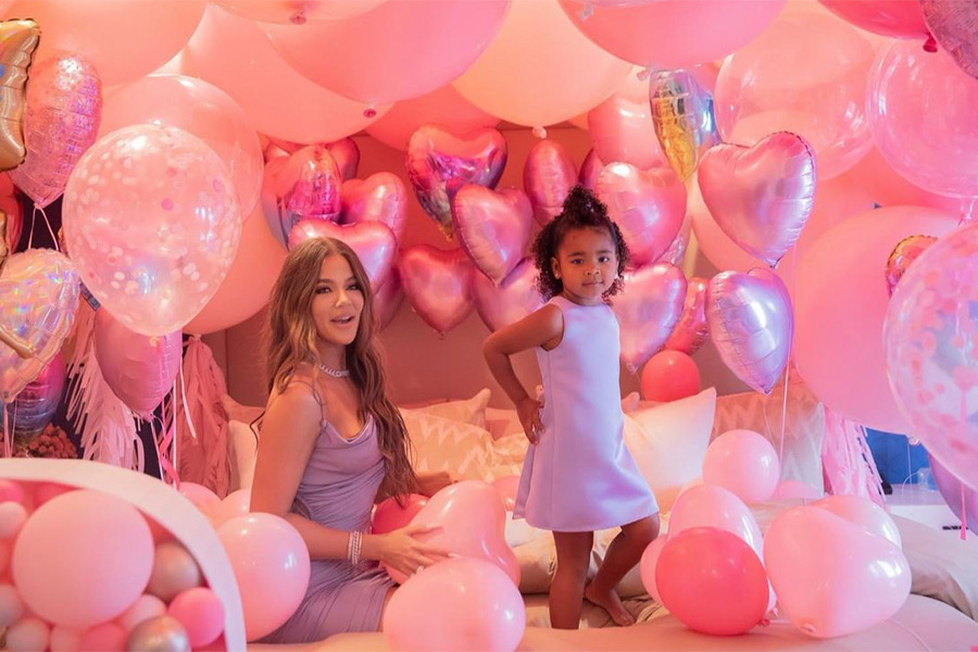 ¡Como cuento de hadas! Así celebra Khloé Kardashian los 3 años de su hija