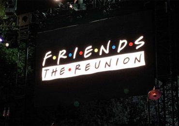 La reunión de "Friends" está lista y Matthew Perry lo confirmó con foto (que luego borró)