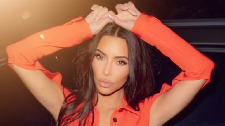 Kim Kardashian recibe demanda de exempleados: les negaba descansos y no pagaba horas extras