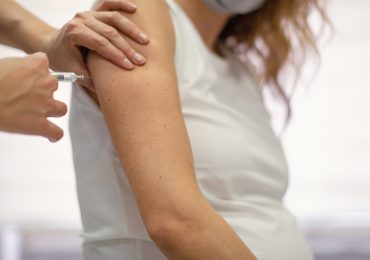Las mujeres embarazadas ya serán vacunadas contra Covid-19 en México