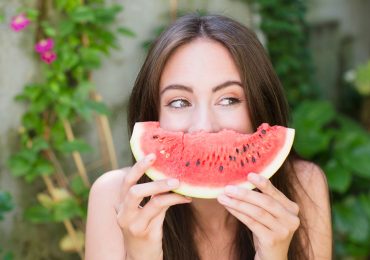 5 razones para convertir a la sandía en tu fruta favorita este verano