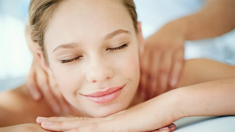 5 masajes contra el estrés y cuál te conviene más