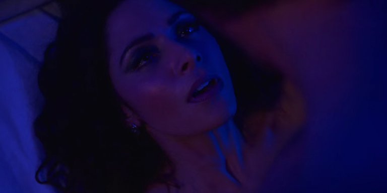 sexo como Billie, la protagonista de la serie SEX/LIFE
