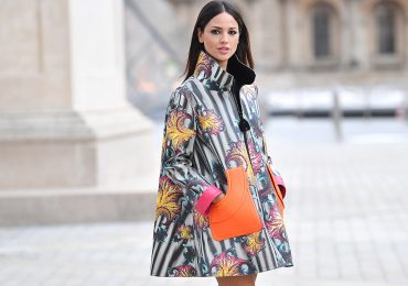 Eiza González también es la reina del 'street style' en la semana de la moda en París