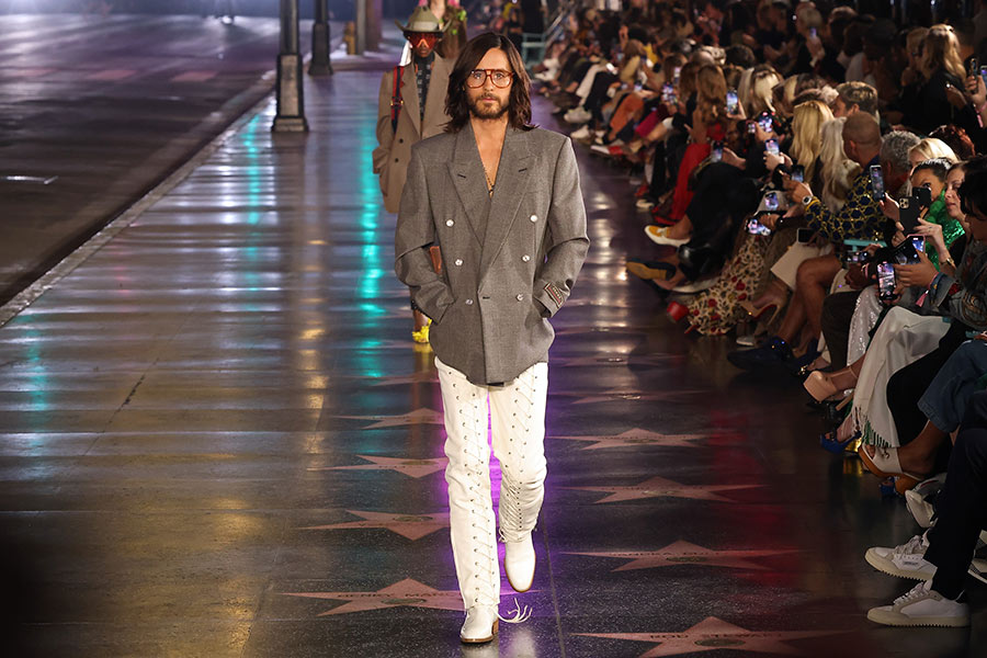 Macaulay Culkin aparece como modelo sorpresa de Gucci junto a Jared Leto