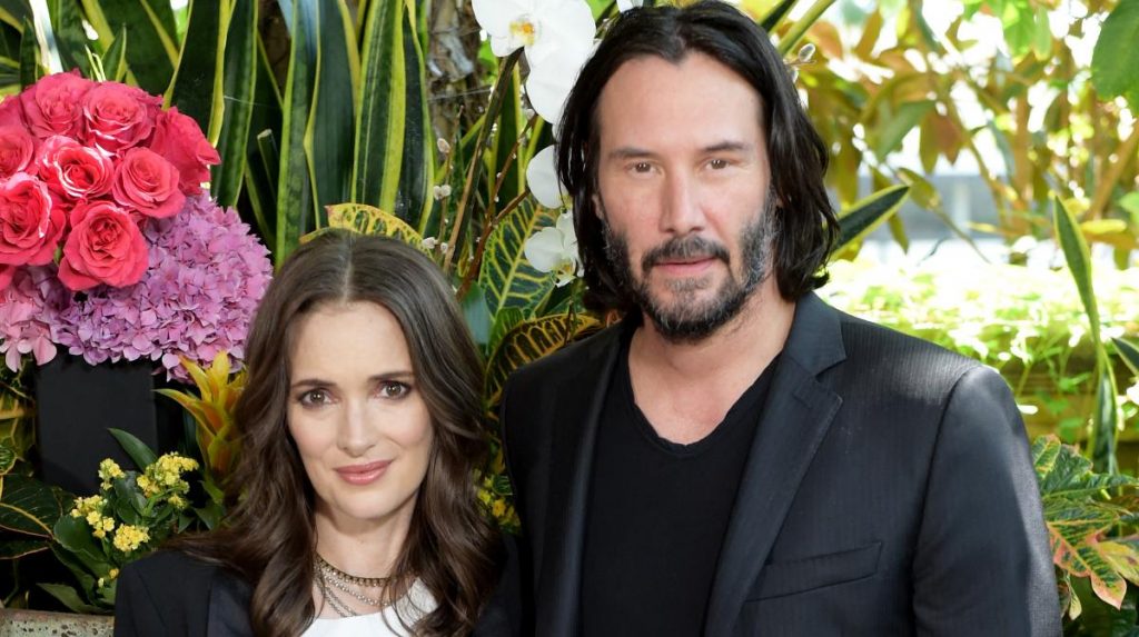 Keanu Reeves confirma que SÍ está casado con Winona Ryder... técnicamente