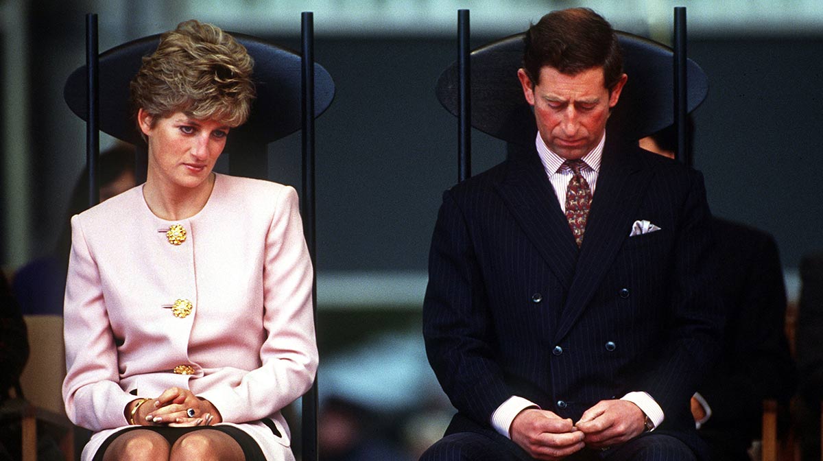Esta fue la reacción de la princesa Diana al obtener los papeles de divorcio del príncipe Carlos