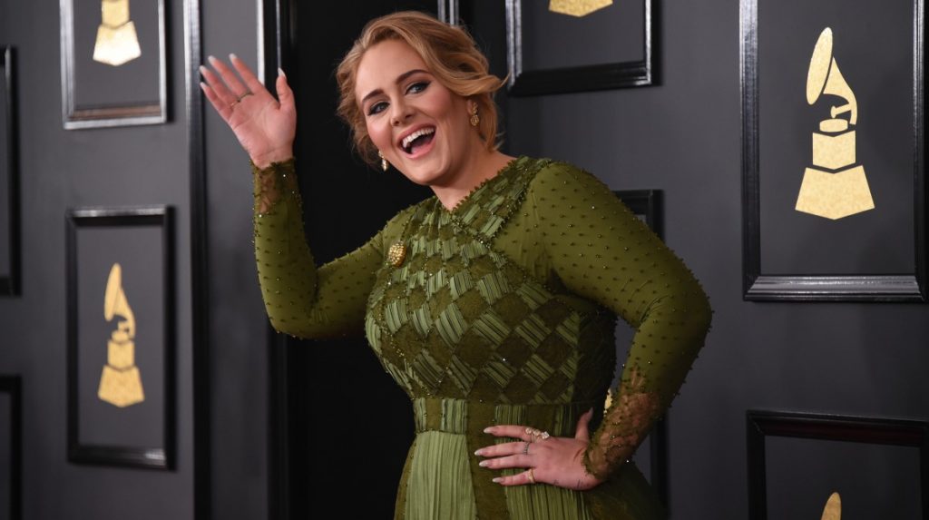 Lizzo explica la razón de su amistad con Adele