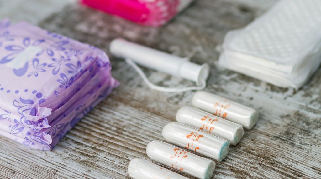 Entra en vigor ley que quita el IVA en productos menstruales