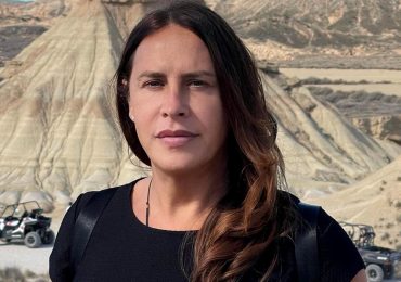 Quién es Karla Sofía Gascón, la actriz trans de 'Rebelde' que también salió en 'Nosotros los Nobles'