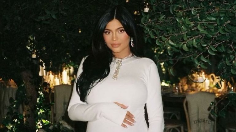 Kylie Jenner revela las primeras fotos de su increíble baby shower (y los regalos que recibió)