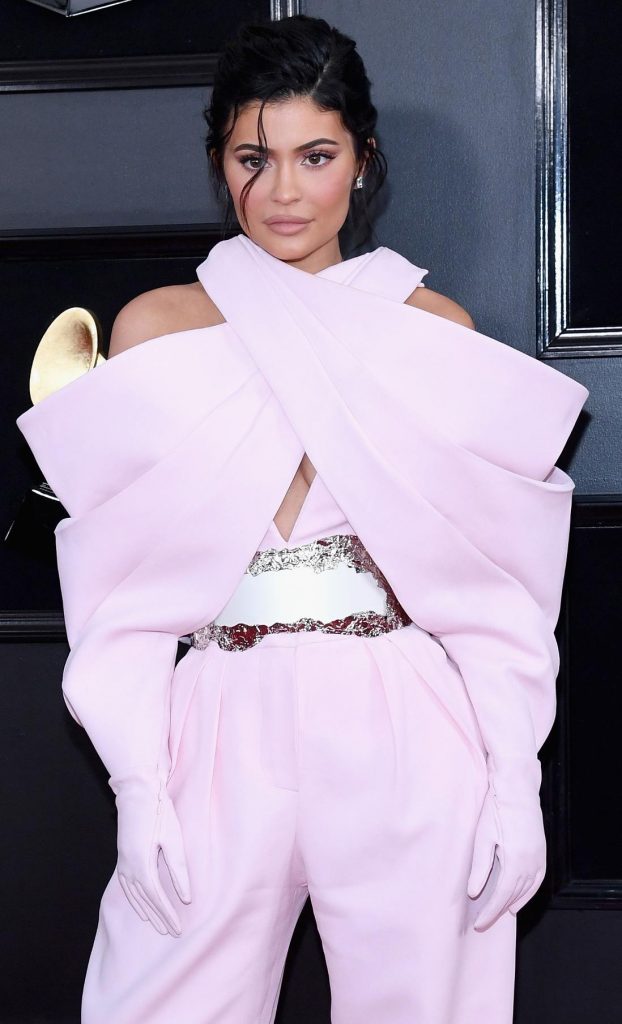 Kylie Jenner se convierte en la primera mujer en superar los 300 millones de seguidores en Instagram