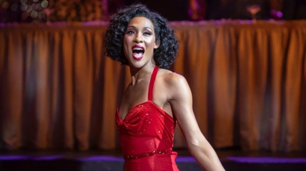 Mj Rodriguez hace historia como la primera mujer trans que gana el premio a Mejor Actriz en los Golden Globes