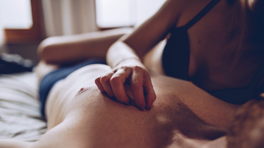 15 razones por las que deberías tener más sexo mañanero