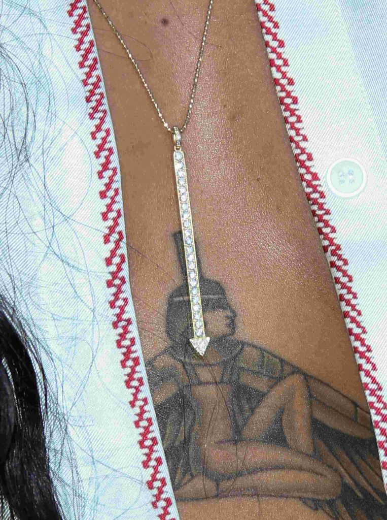 Rihanna tatuajes sinonimo