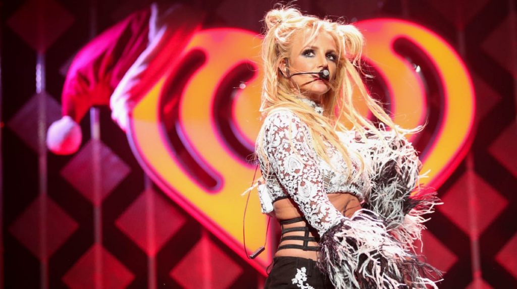 Britney Spears firma contrato millonario para escribir un libro sobre su vida; ¿se lanzará contra su familia?