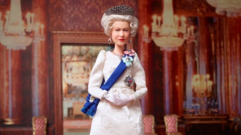 Barbie Reina Isabel II