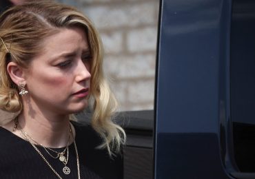 Amber Heard pidió que se anulara el juicio