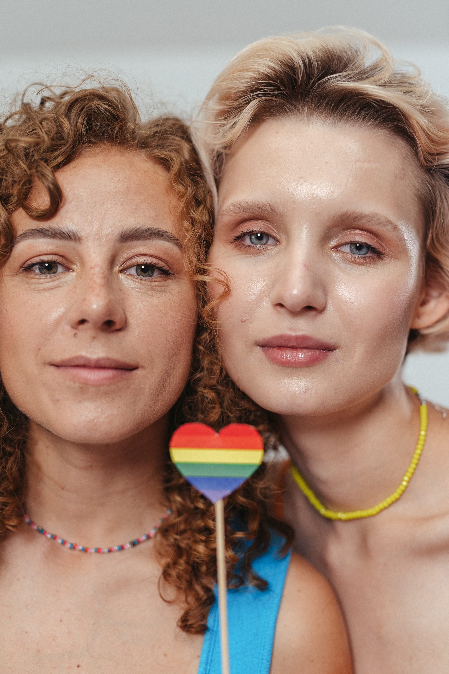 artistas-que-se-han-declarado-parte-de-la-comunidad-lgbtq-revista